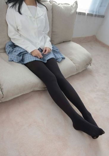 女大学生的沙龙室完整版_BD英语在线观看